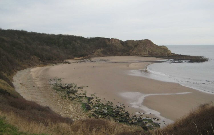 Filey - View towards Osgodby Point over Cayton Bay View towards Osgodby Point over Cayton Bay