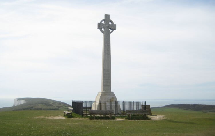 Freshwater Bay - Tennyson's Monument Tennyson's Monument