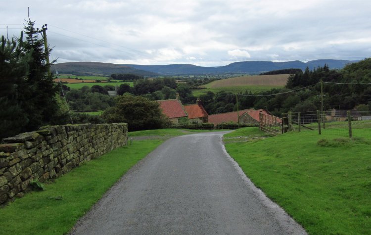 Great Ayton - Cleveland Way path Cleveland Way path