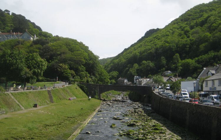 Lynmouth - The river at Lynemouth The river at Lynemouth