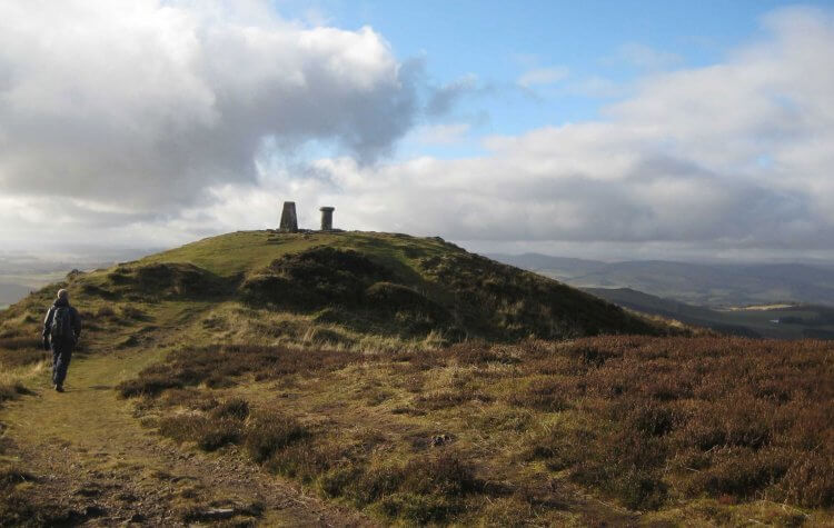Melrose - Path along the top of the Eildon Hills Path along the top of the Eildon Hills