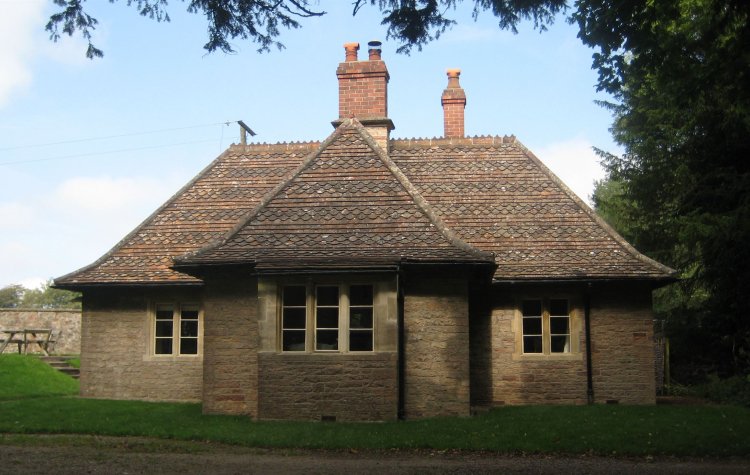 Tyntesfield Estate - Tyntesfield Summerhouse cottage Tyntesfield Summerhouse cottage