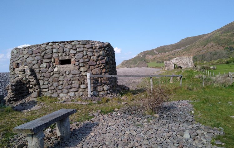 Bossington - Stone shelter at Porlock Bay Stone shelter at Porlock Bay