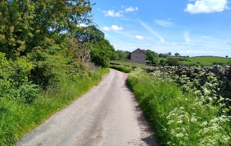 Quiet road near Keisley
