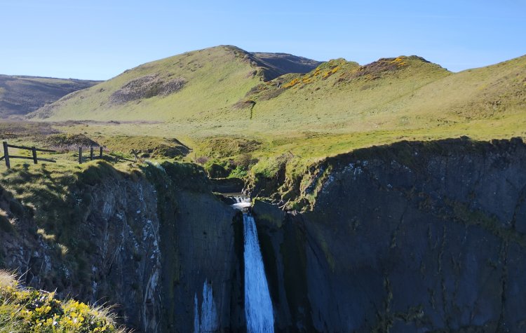 Hartland to Morwenstow - Speke's Mill Mouth waterfall Speke's Mill Mouth waterfall