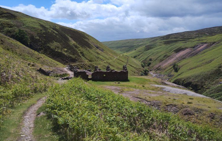 Feetham - Old lead mining industry ruins Old lead mining industry ruins